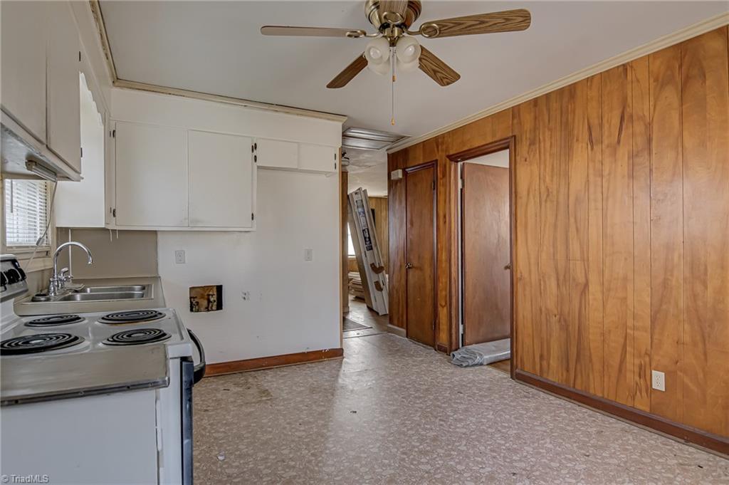 513 Ridgecrest Drive High Point, NC 27262 - Photo 15 of 25