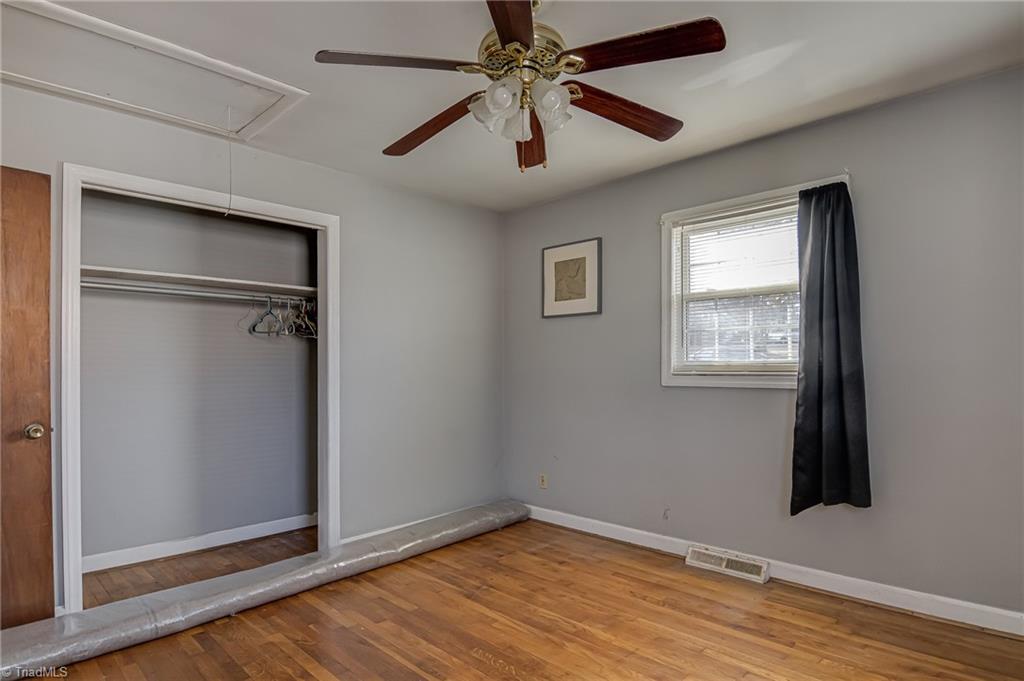 513 Ridgecrest Drive High Point, NC 27262 - Photo 18 of 25