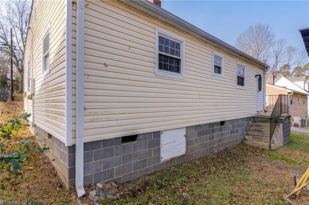 513 Ridgecrest Drive High Point, NC 27262 - Photo 24 of 25