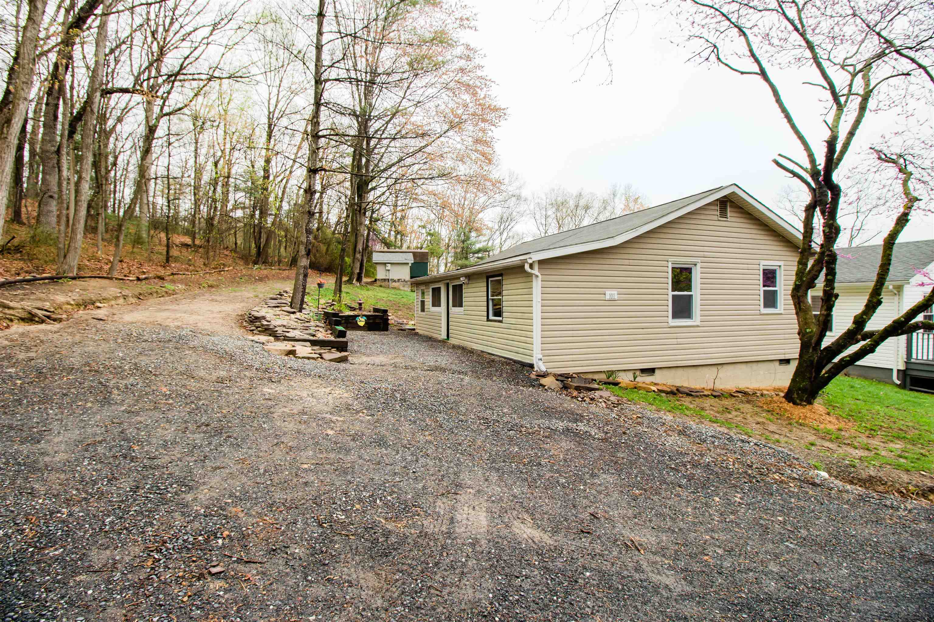 101 Sharp Hill Lane Hinton, VA 22831 - Photo 27 of 33