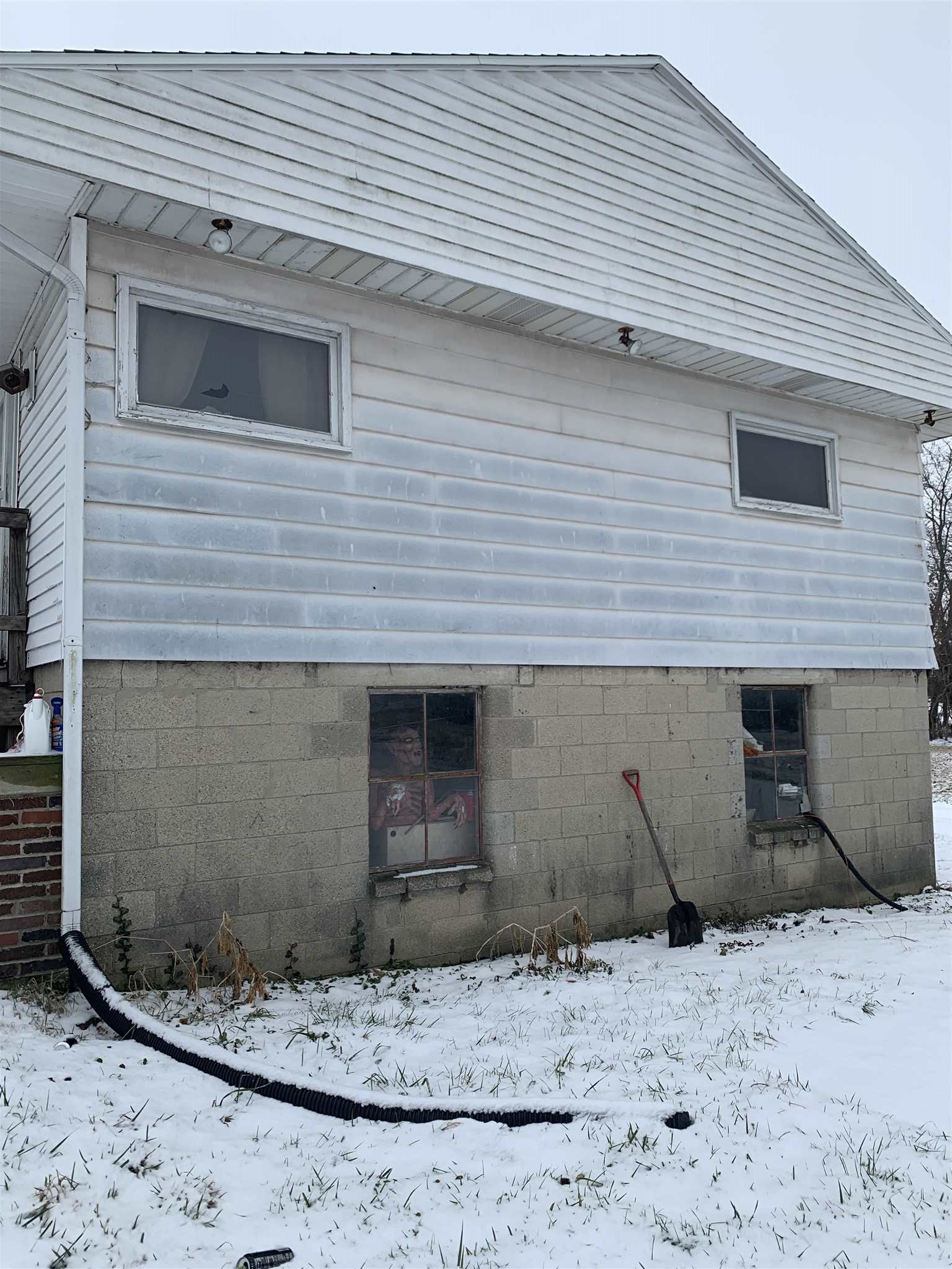 302 West Fuson Road Muncie, IN 47302 - Photo 3 of 11