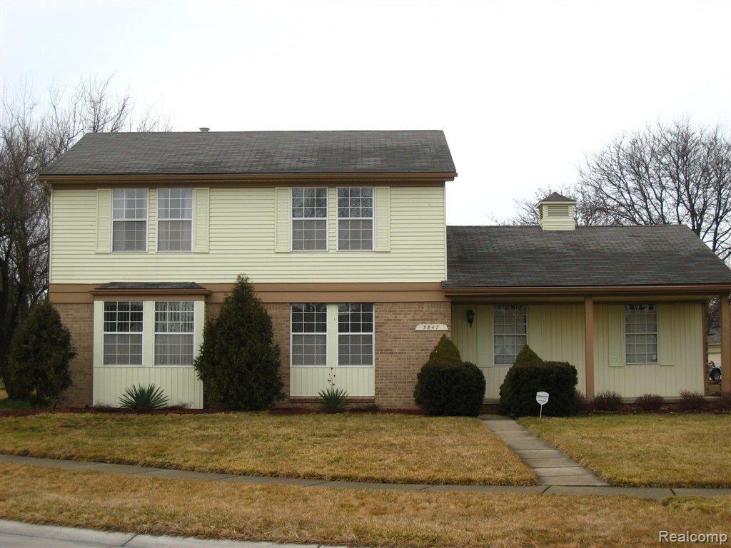 3847 Raintree Drive Troy, MI 48083 - Photo 1 of 16 Updated Colonial