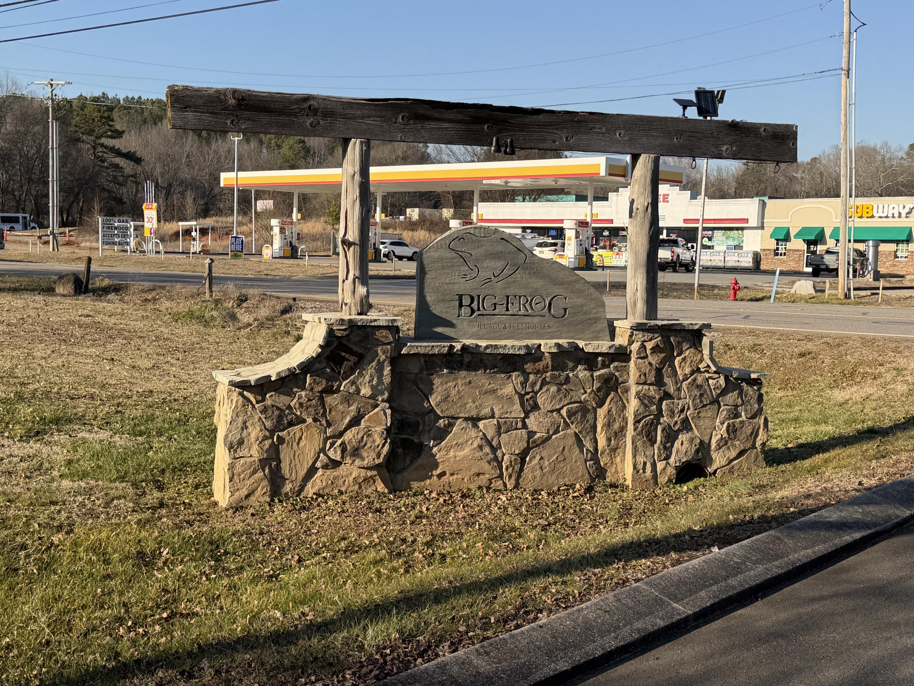 109 Tadpole Lane Benton, TN 37307 - Photo 2 of 48 IMG_0207(1)