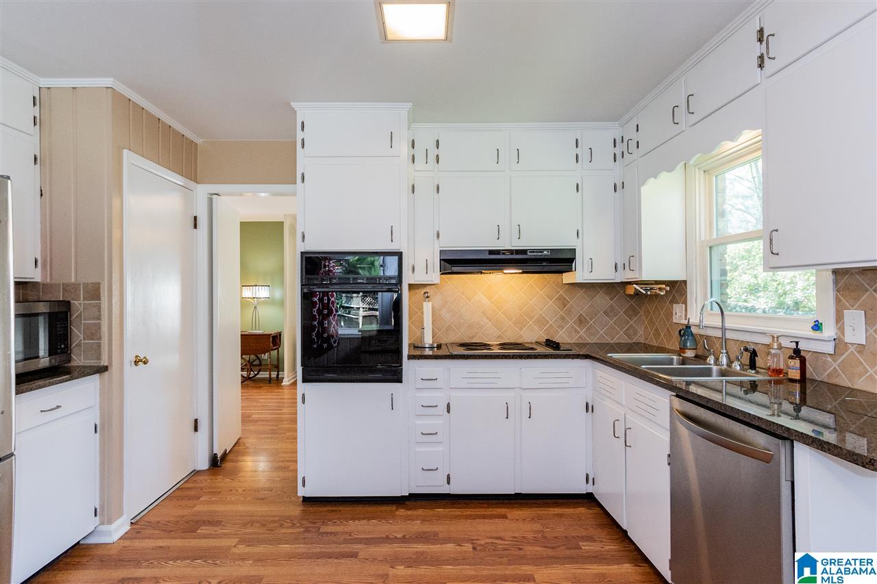 2204 Tal Brook Road Birmingham, AL 35216 - Photo 8 of 39
