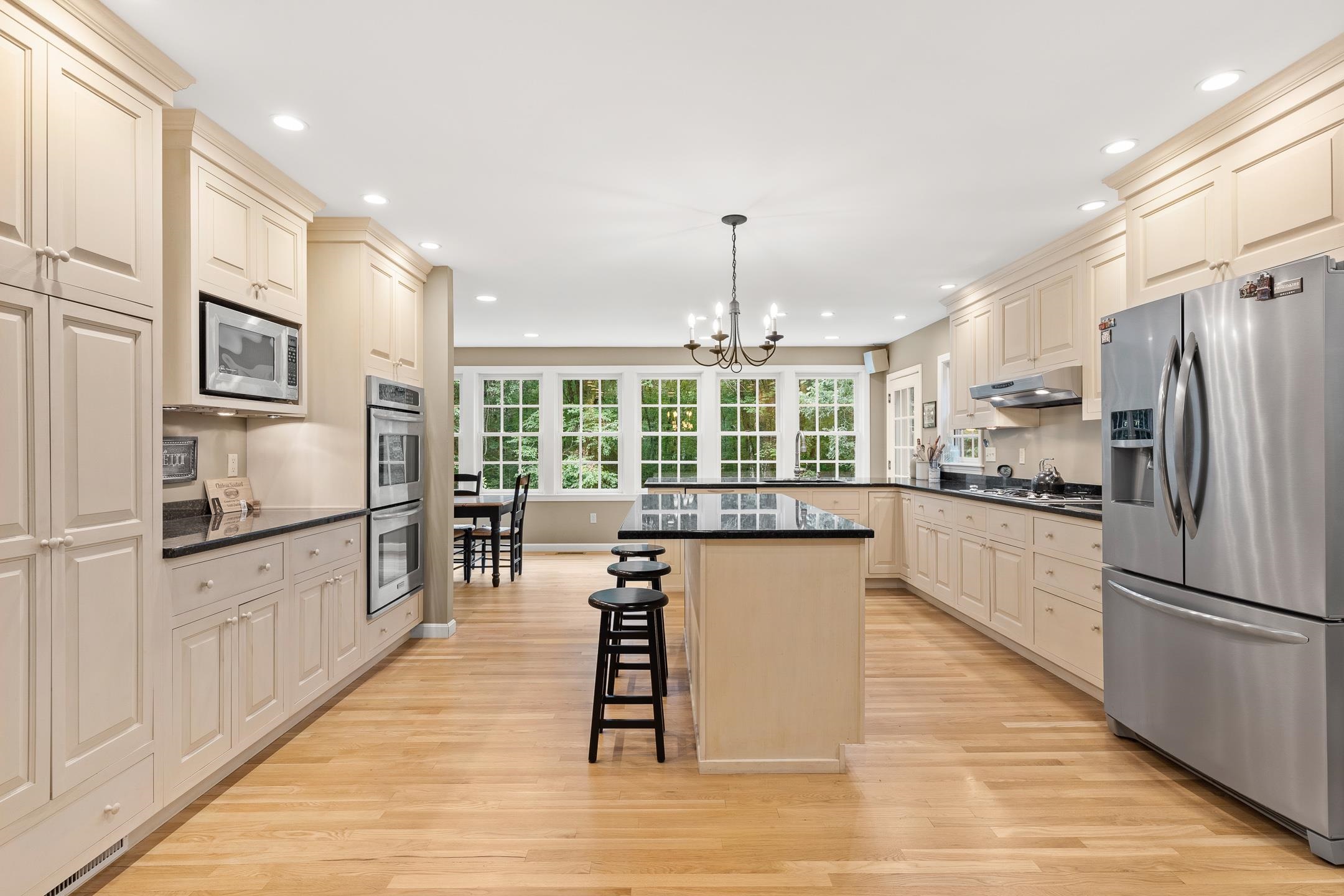 19 Truell Road Hollis, NH 03049 - Photo 11 of 40