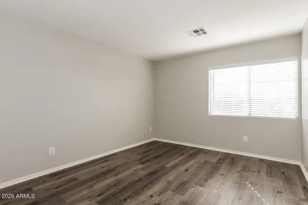 $2,060 | 7592 West Marlette Avenue, Glendale, AZ 85303