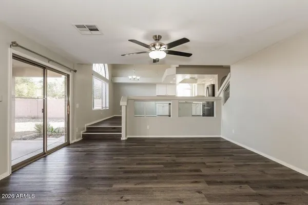 $2,060 | 7592 West Marlette Avenue, Glendale, AZ 85303