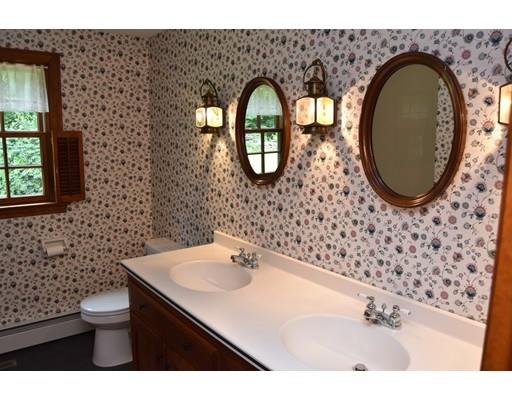 109 Robinson Road Palmer, MA 01069 - Photo 17 of 41