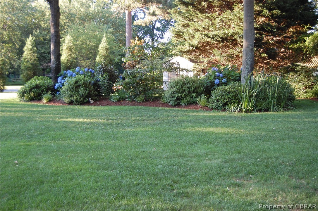 1753 Gloucester Road Gloucester Point, VA 23062 - Photo 41 of 48 Gallery Image 41