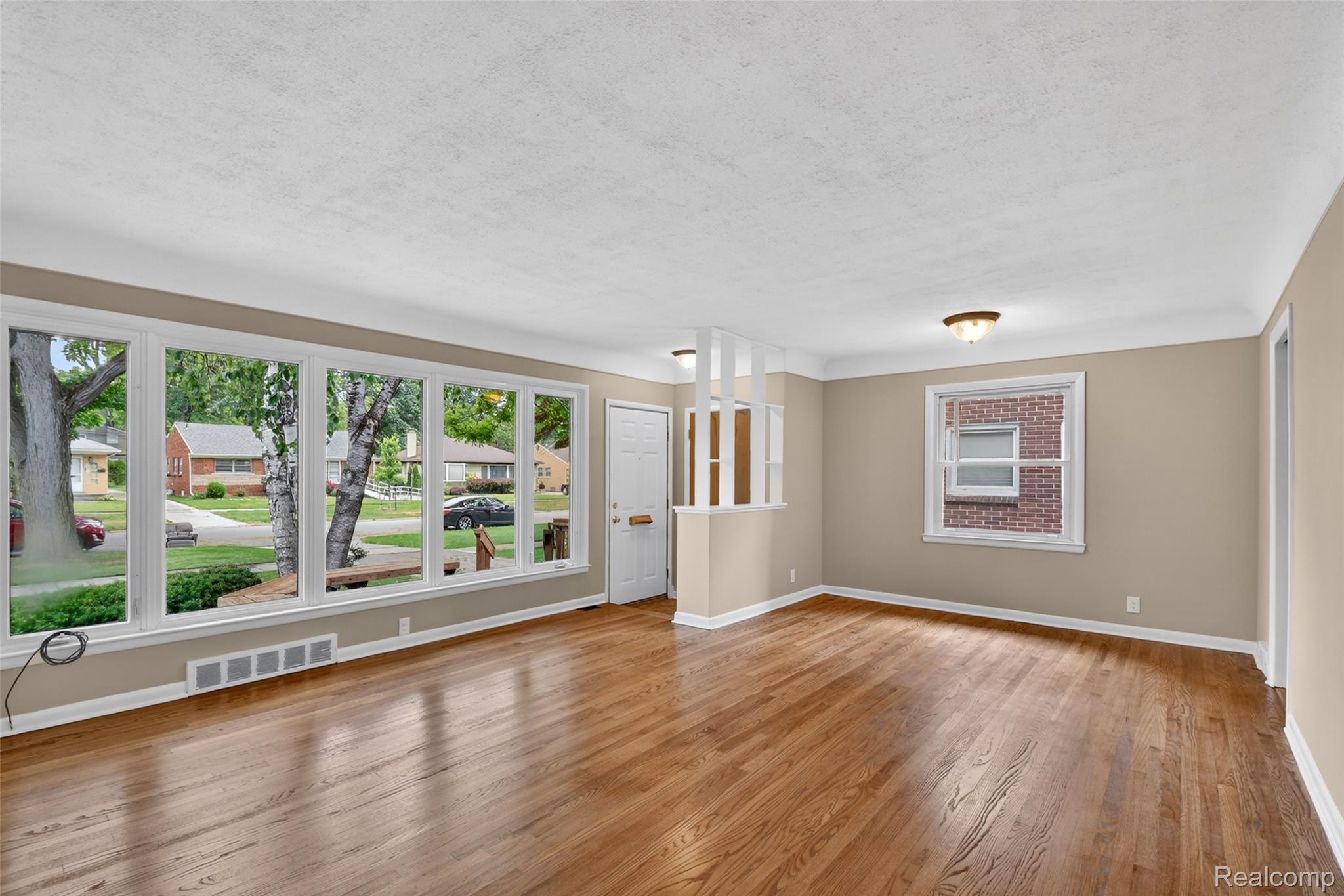 2400 Derby Road Birmingham, MI 48009 - Photo 10 of 38 09-2400-Derby-Rd-WindowStill-Real-Estate-Photography-5.jpg