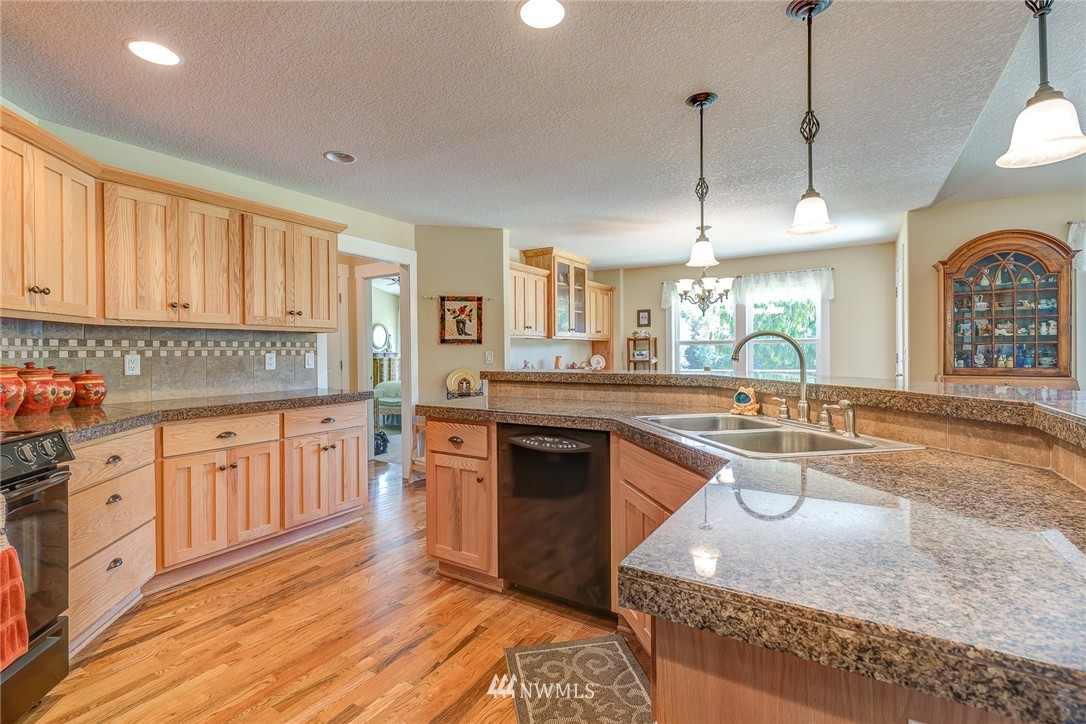 1825 Tower Road Castle Rock, WA 98611 - Photo 14 of 25 Gallery Image 14