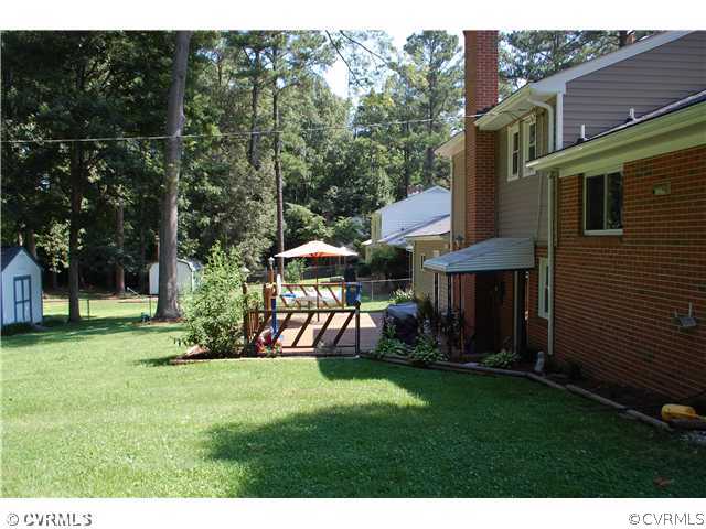 1126 Hybla Road North Chesterfield, VA 23236 - Photo 23 of 24 Exterior Back