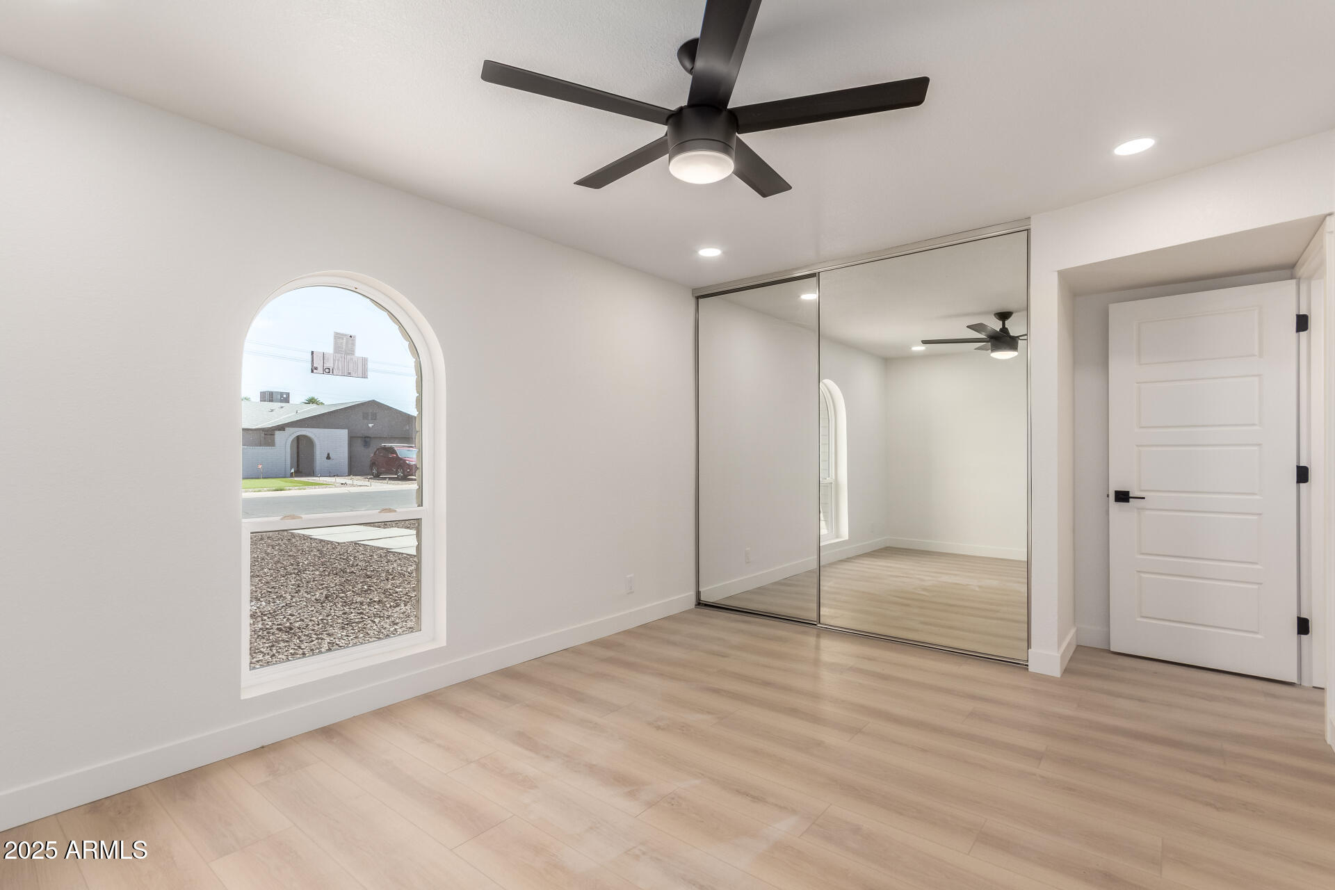 2416 South Evergreen Road Tempe, AZ 85282 - Photo 23 of 35 Bedroom 1