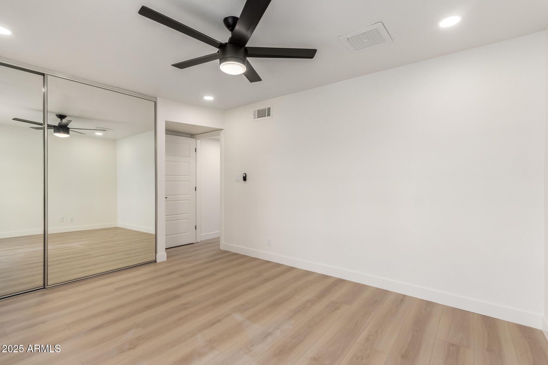2416 South Evergreen Road Tempe, AZ 85282 - Photo 24 of 35 Bedroom 1