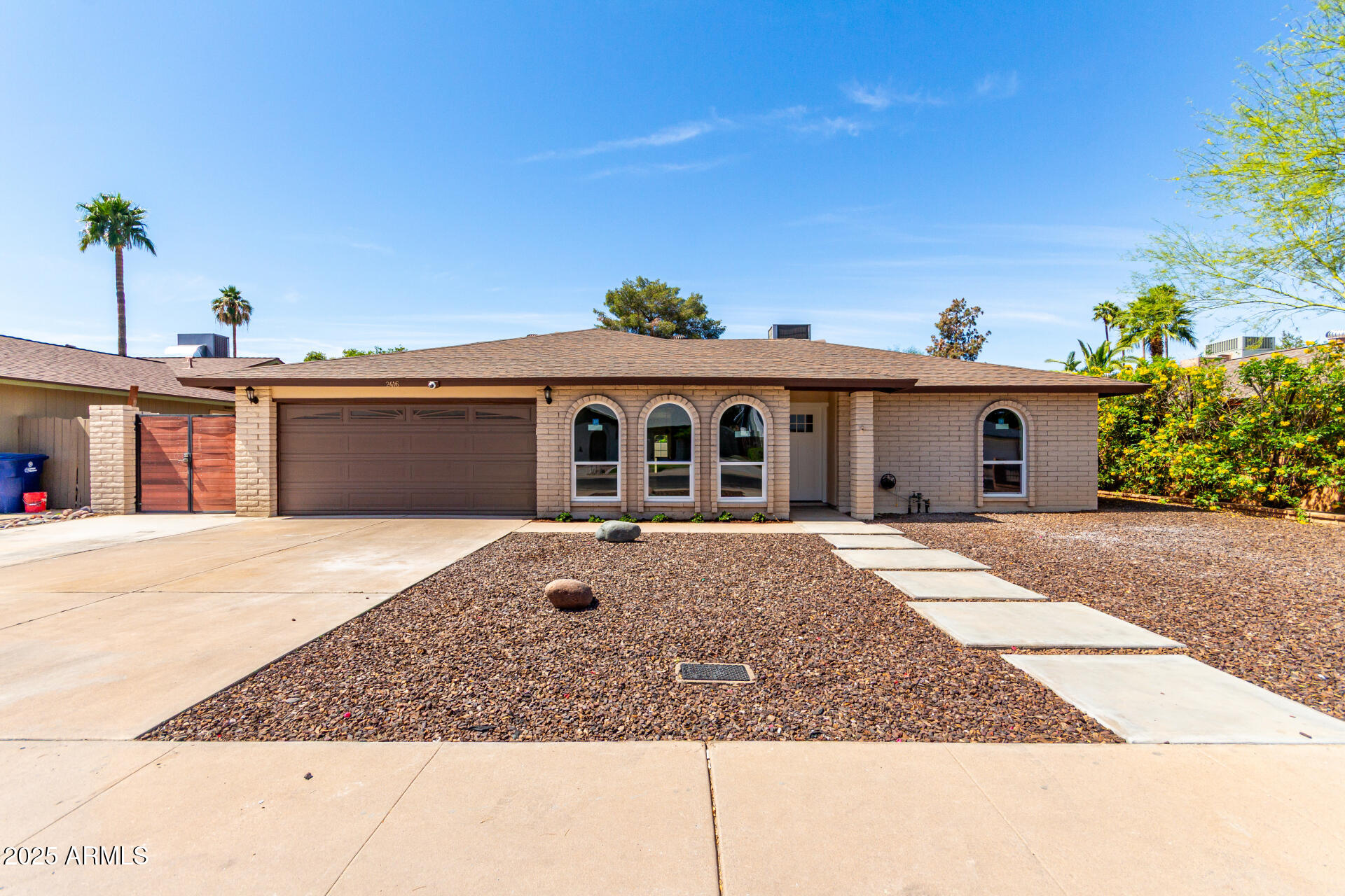 2416 South Evergreen Road Tempe, AZ 85282 - Photo 4 of 35 Front of House