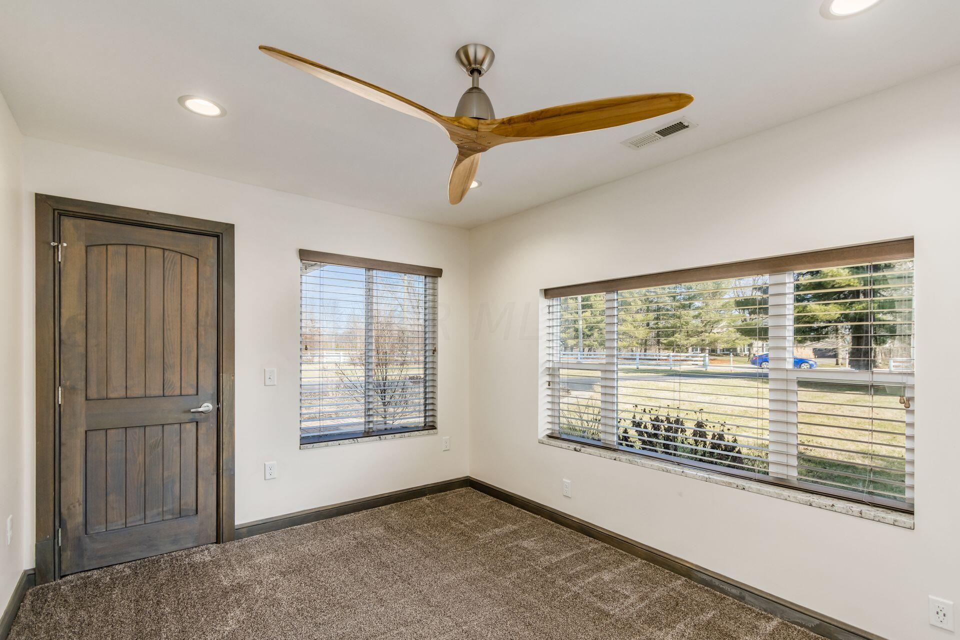 7819 Harlem Road Westerville, OH 43081 - Photo 41 of 89 029_f15dc51f2d0b_E Harlem-064