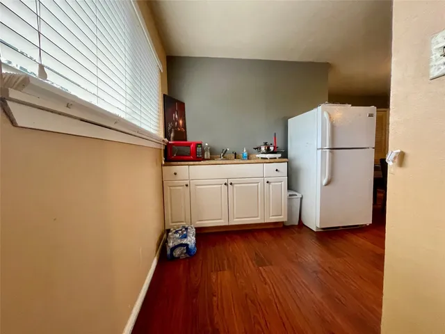 $360,000 | 8406 Glen Valley Drive, Houston, TX 77061