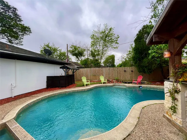 $360,000 | 8406 Glen Valley Drive, Houston, TX 77061