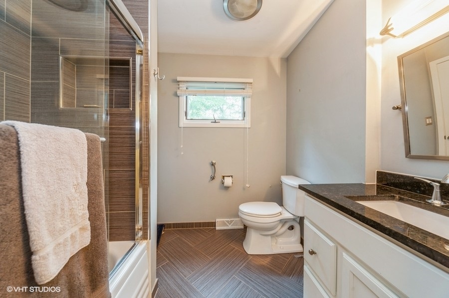 920 Midway Road Northbrook, IL 60062 - Photo 7 of 12