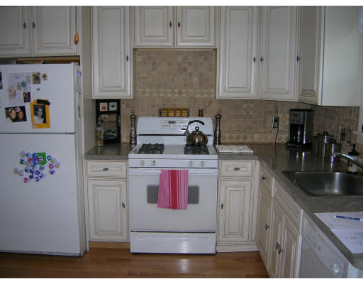 19 Meadow Street Dedham, MA 02026 - Photo 4 of 9 Gallery Image 4