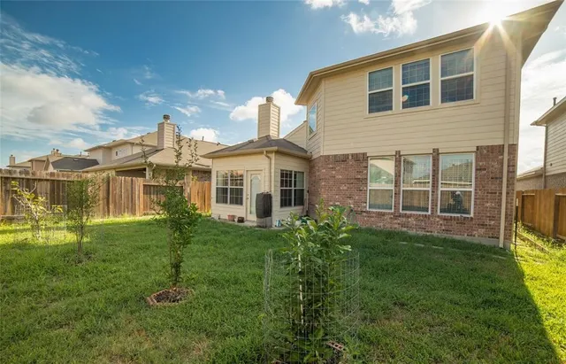 $2,100 | 20919 Wheat Snow Lane, Katy, TX 77449