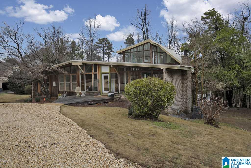 2724 Wynward Road Birmingham, AL 35243 - Photo 2 of 48 Gallery Image 2