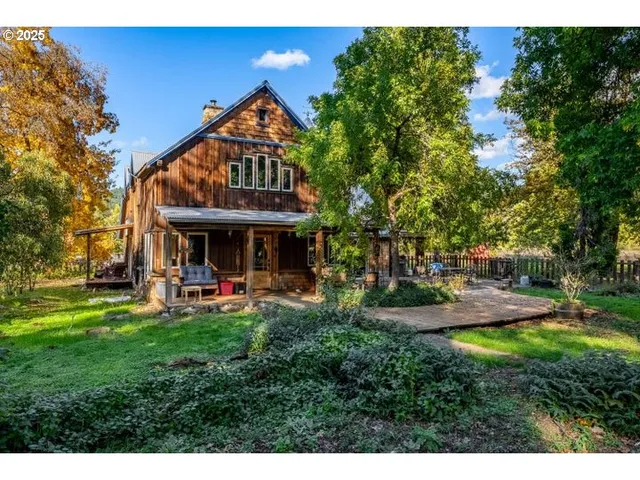 $1,100,000 | 6425 Lakeshore Drive, Selma, OR 97538