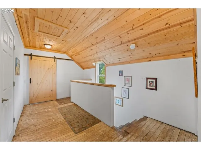 $1,100,000 | 6425 Lakeshore Drive, Selma, OR 97538