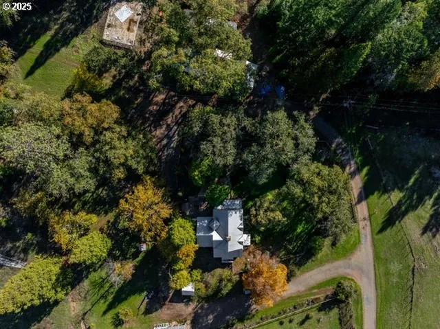 $1,100,000 | 6425 Lakeshore Drive, Selma, OR 97538