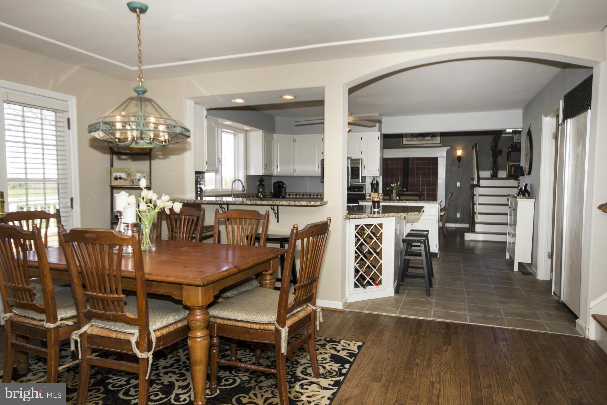 16200 Yeoho Road Sparks, MD 21152 - Photo 13 of 30 a dining room with furniture and window