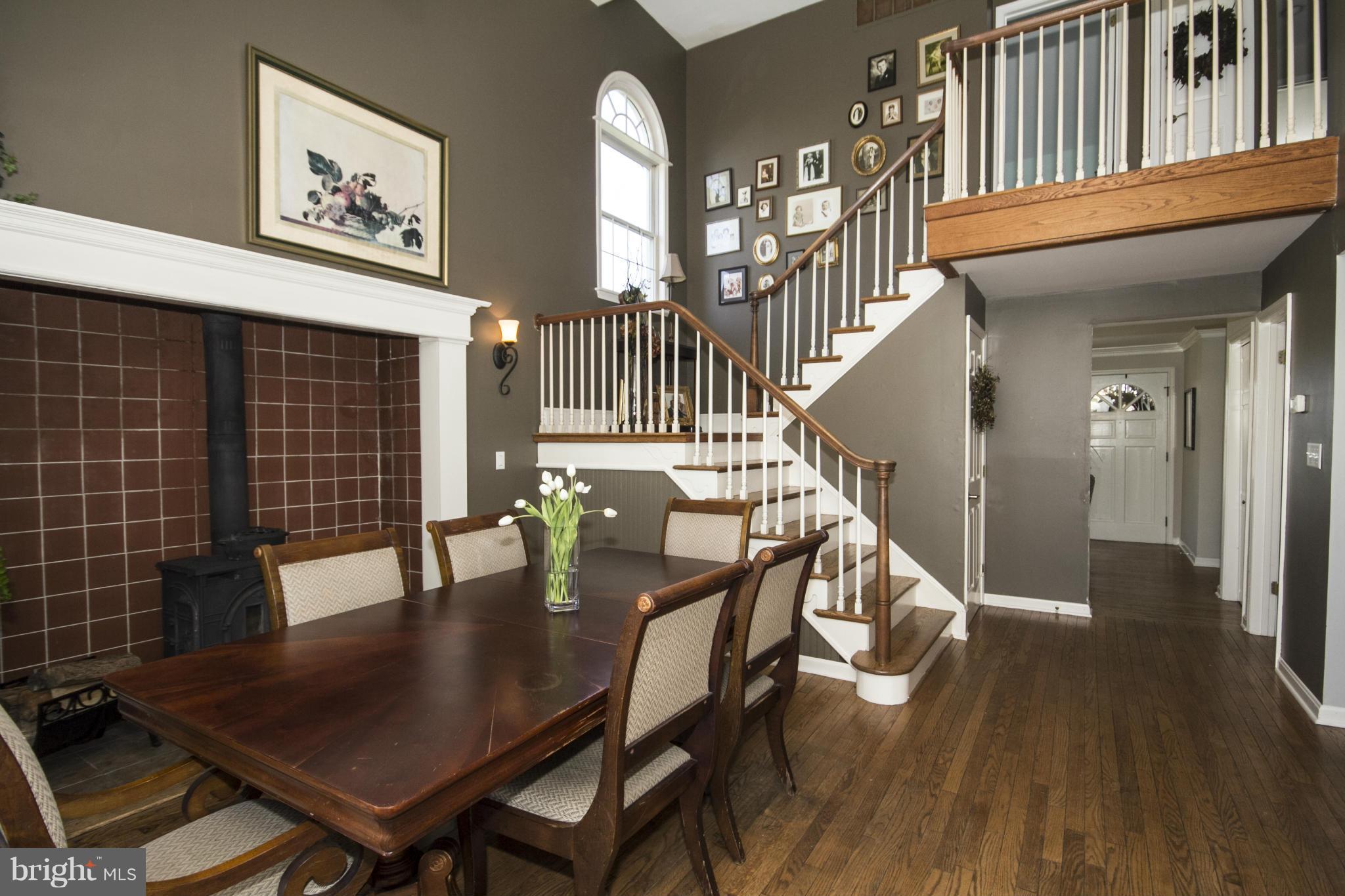 16200 Yeoho Road Sparks, MD 21152 - Photo 9 of 30 a dining room with furniture and wooden floor