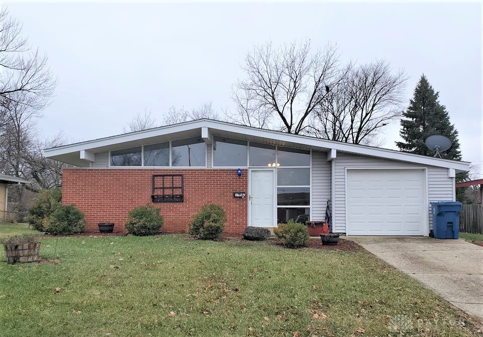 5322 Barrett Drive Riverside, OH 45431 - Photo 1 of 22