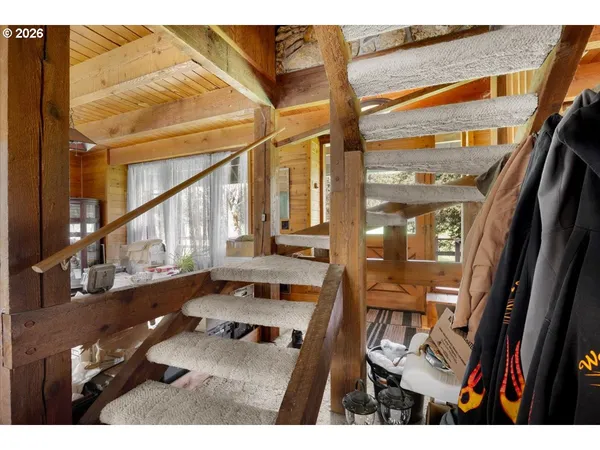 $595,000 | 5089 North Myrtle Road, Myrtle Creek, OR 97457