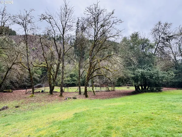 $595,000 | 5089 North Myrtle Road, Myrtle Creek, OR 97457
