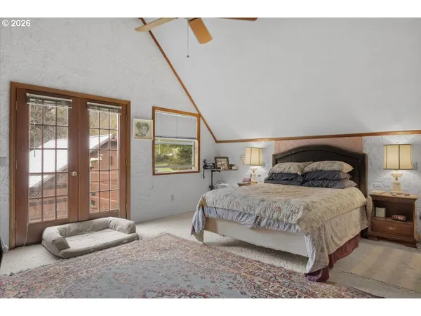 $595,000 | 5089 North Myrtle Road, Myrtle Creek, OR 97457