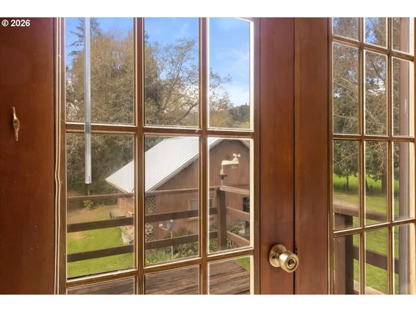$595,000 | 5089 North Myrtle Road, Myrtle Creek, OR 97457