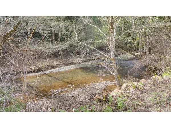 $595,000 | 5089 North Myrtle Road, Myrtle Creek, OR 97457