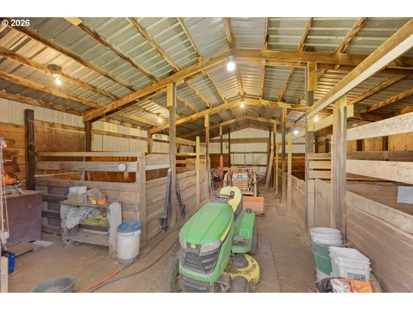 $595,000 | 5089 North Myrtle Road, Myrtle Creek, OR 97457