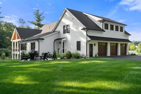$2,990,000 | 12 Ariana Lane, Norfolk, MA 02056