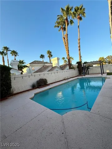 $3,500 | 8024 Shorecrest Drive, Las Vegas, NV 89128
