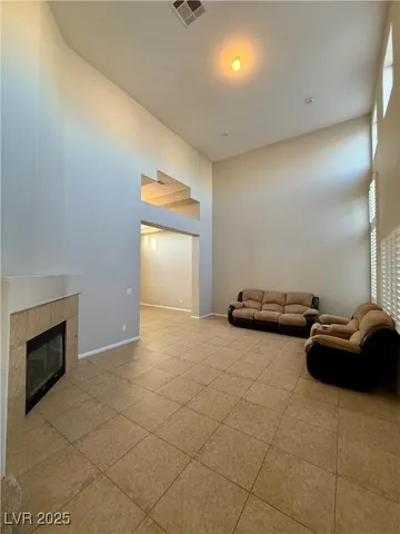 $3,500 | 8024 Shorecrest Drive, Las Vegas, NV 89128