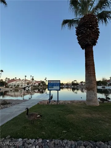 $3,500 | 8024 Shorecrest Drive, Las Vegas, NV 89128