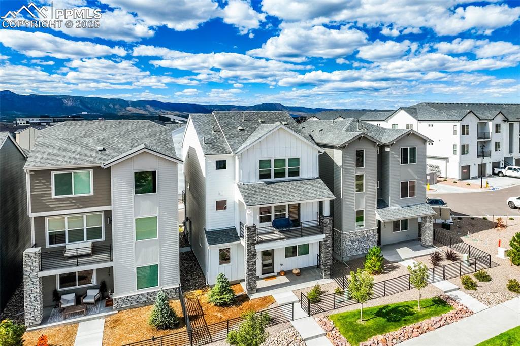 2173 Arikaree Heights Colorado Springs, CO 80908 - Photo 5 of 45