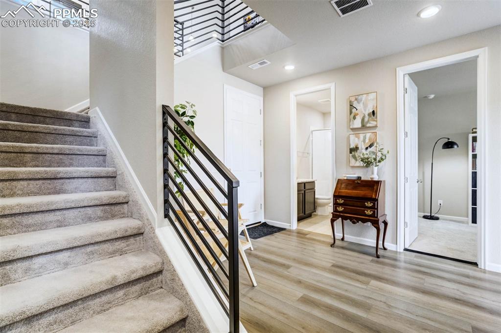 2173 Arikaree Heights Colorado Springs, CO 80908 - Photo 8 of 45