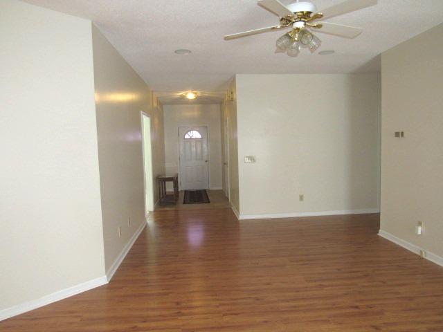 1532 State Rd S-8-700 Moncks Corner, SC 29461 - Photo 3 of 23 Foyer
