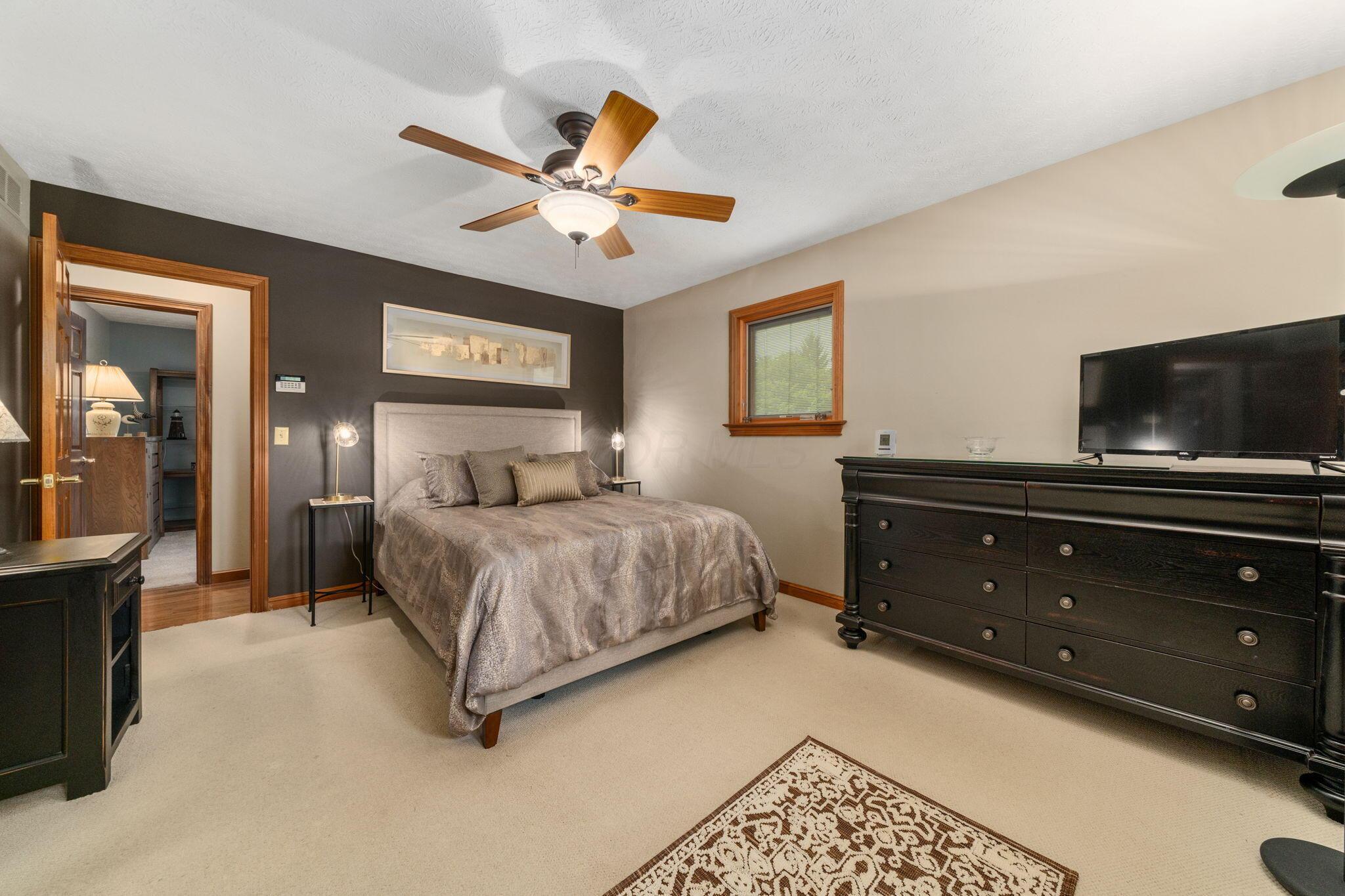 6990 Sunbury Road Westerville, OH 43082 - Photo 23 of 45 47-web-or-mls-DSC08122