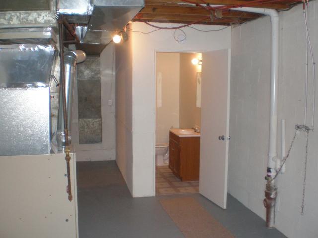 3753 Dubarry Road Indianapolis, IN 46226 - Photo 8 of 9 Gallery Image 8