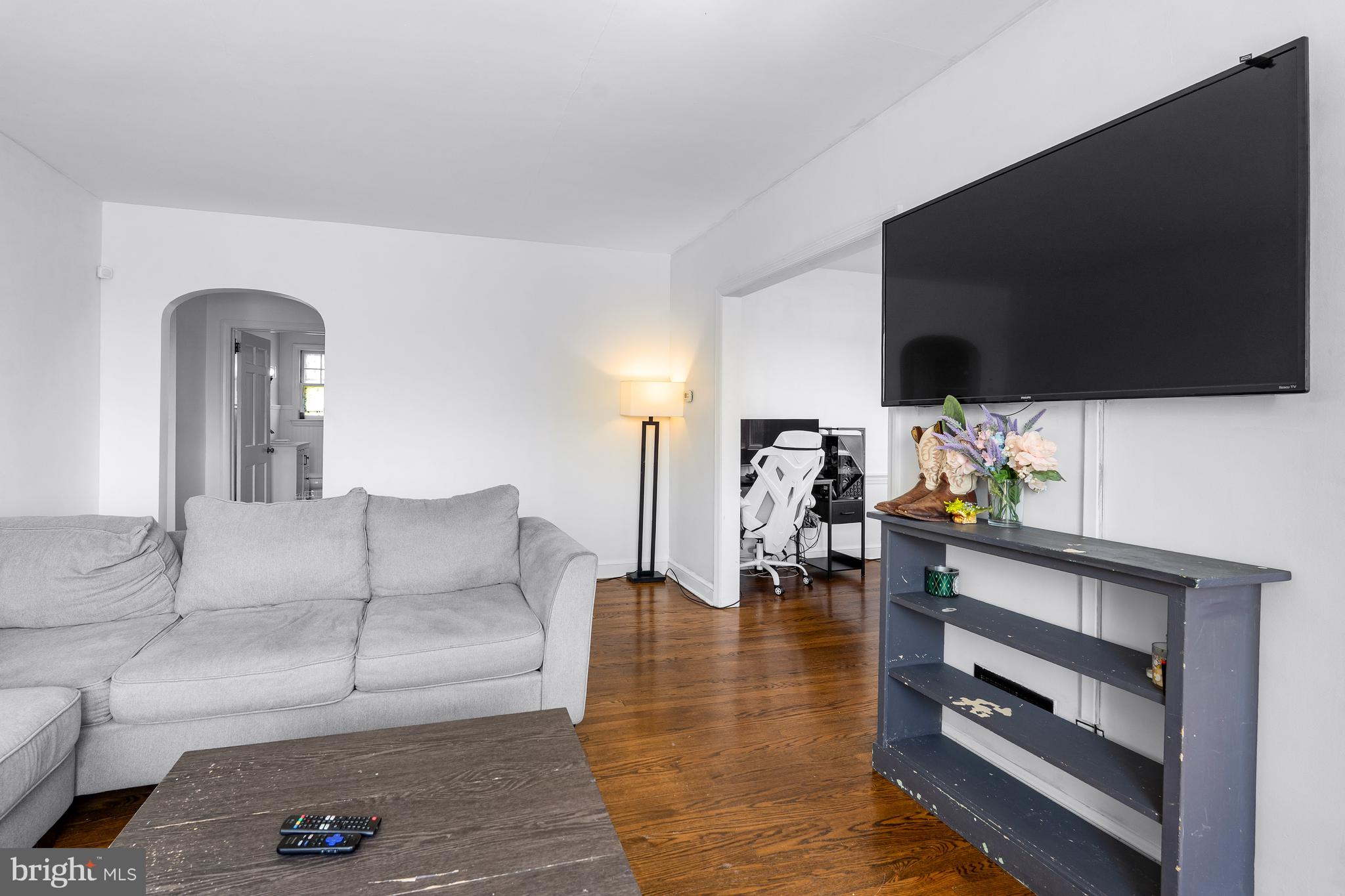 5987 Telegraph Road Elkton, MD 21921 - Photo 15 of 31 Living Room