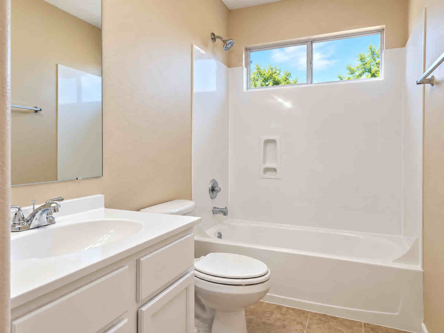 1419 Rising Springs Lane Houston, TX 77073 - Photo 17 of 20 Guest bathroom