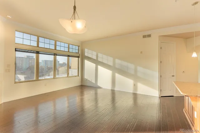 $3,000 | 1120 Deleware, Unit 504, Denver, CO 80204